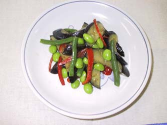 枝豆と夏野菜の炒め物